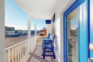 Property grounds - Atlantic Blvd 13314 (Ocean City)