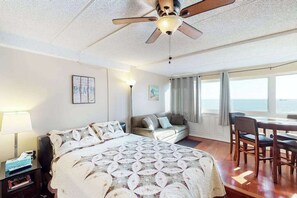WiFi, bed sheets - Convenient Vacation Retreat in Oceanfront Building w/Shared Pool, Free WiFi (Ocean City)