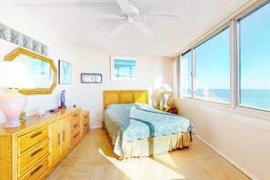 2 bedrooms, WiFi, bed sheets - Antigua 904 (Ocean City)