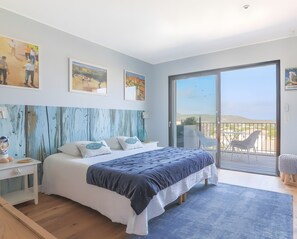 1 bedroom, WiFi, bed sheets - Guest Room "Chambre Mer" with Sea View, Wi-Fi, and Air Conditioning (Palasca)