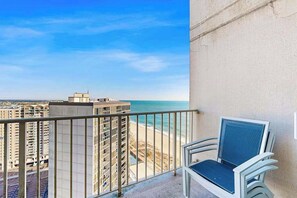 Property grounds - Two-story beachfront penthouse with ocean & bay views, pools & game room (Ocean City)