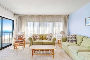 TV, DVD player, offices - Oceanfront condo with beach access, pool, furnished balcony, & fast WiFi (Ocean City)
