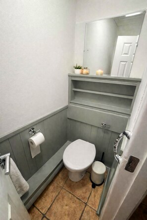 Douche, serviettes fournies