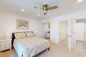 2 bedrooms, iron/ironing board, WiFi, bed sheets - Bay Island 4 (Ocean City)