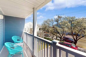 Property grounds - Bay Island 4 (Ocean City)