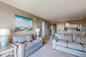TV, DVD player, offices - Oceanfront Condo with Balcony, WiFi, W/D & Shared Pool - Close to Boardwalk (Ocean City)