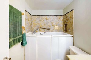 Shower, hair dryer, towels - Sea Terrace 803 | Condo in Ocean City (Ocean City)