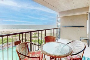 Outdoor dining - Inviting oceanfront condo with pool, balcony, central AC, & W/D (Ocean City)
