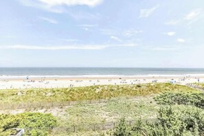 On the beach - 81 Beach Hill 411 (Ocean City)