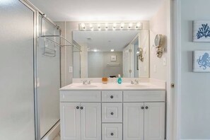 Shower, hair dryer - 3rd-floor corner condo with amazing ocean views, balcony, rooftop pool, & W/D (Ocean City)