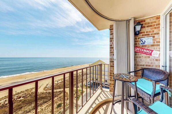 Property grounds - Ideal Ocean City escape with beach access, ocean views, balcony & pool access (Ocean City)
