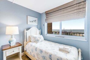 2 bedrooms, iron/ironing board, Internet, bed sheets - Ideal Ocean City escape with beach access, ocean views, balcony & pool access (Ocean City)