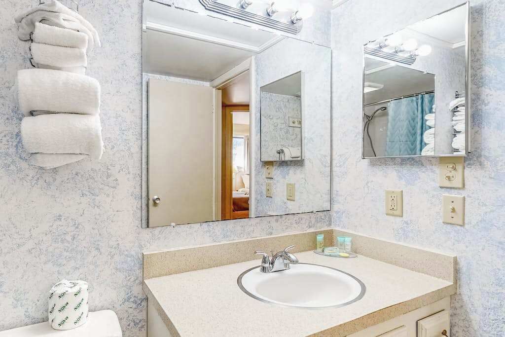Douche, serviettes fournies