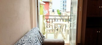 RG011 â Bellaria, bright one-bedroom seafront 100 meters from the sea