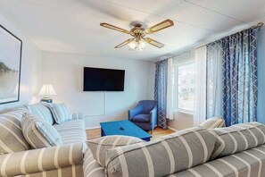 TV, offices - Waterfront wonder with screened porch, washer/dryer, private boat dock & ramp (West Ocean City)