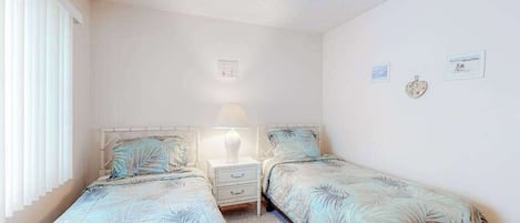 3 bedrooms, WiFi, bed sheets