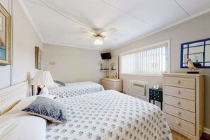 1 bedroom, WiFi, bed sheets - Partial Ocean View Condo w/ Balcony, AC, W/D & Shared Pool - Steps to the Beach (Ocean City)