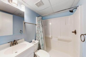 Shower, towels - Oceanfront Condo w/ Balcony, Great Views, NEW HVAC, W/D - Walk to Northside Park (Ocean City)