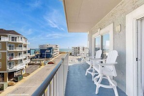 Property grounds - Sun-soaked beach retreat with amazing views of the ocean & bay, pool access (Ocean City)