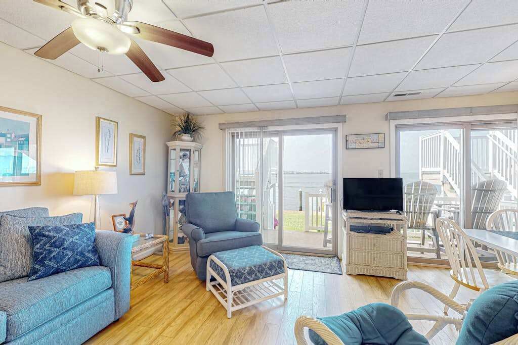 TV, offices