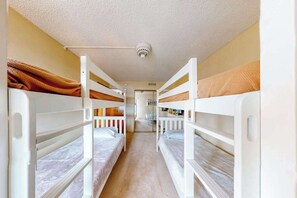 3 sovrum, strykjärn/strykbräda, wi-fi och sängkläder