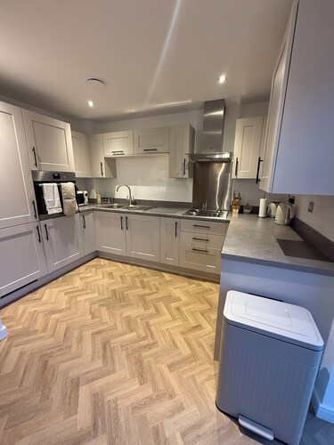 New Home w/2+ car parking and charging spaces