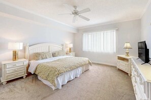 3 bedrooms, iron/ironing board, WiFi, bed sheets - Family-Friendly Beach Condo: Balcony, w/d, shared outdoor pool & gym (Ocean City)