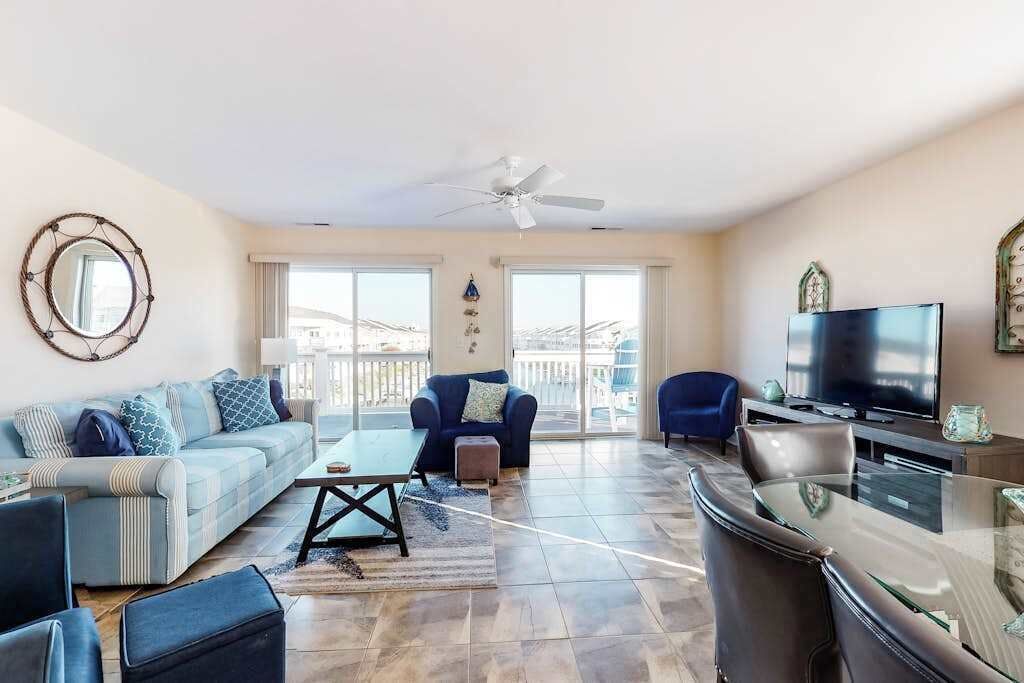 TV, DVD player, offices