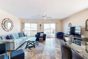 TV, DVD player, offices - Waterfront Condo on the Canal w/ Deck & Shared Pools/Tennis - Walk to the Beach (Ocean City)