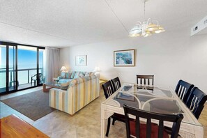 Interior - Darling oceanfront condo with balcony, W/D, AC, pools & game room (Ocean City)