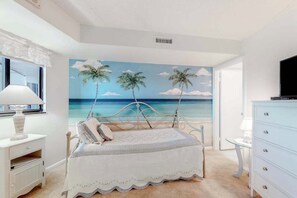 1 bedroom, Internet, bed sheets - Oceanfront condo with balcony, washer/dryer, pools, gym & beach bar (Ocean City)
