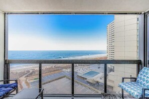 Property grounds - Convenient beachfront condo with angled views, cozy balcony, pools, gym & tennis (Ocean City)