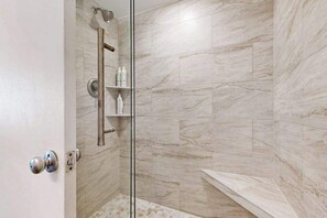 Shower, towels - Desirable beach condo with great location, views, balcony, pools & game room (Ocean City)