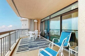 Outdoor dining - Fountainhead Towers 1105 (Ocean City)