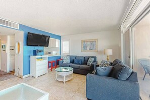 TV, DVD player, offices - Fountainhead Towers 1110 (Ocean City)
