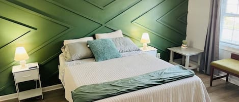 9 bedrooms, iron/ironing board, Internet, bed sheets