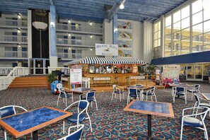Dining - Beachfront condo with balcony, pools, sauna, gym, & game room (Ocean City)