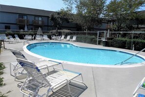 Pool - Blue Marlin 208 (Ocean City)