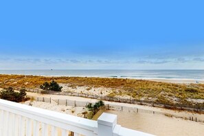 On the beach - Beachwalk 6 (Ocean City)