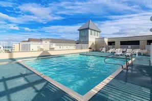 Pool - Comfy and Spacious Condo in Oceanside Complex w/Shared Pool, Balcony, WiFi (Ocean City)