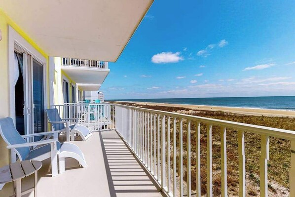 Property grounds - Fantastic Home with Ocean Views From Balcony, Free WiFi, AC, Shared Pool/Hot Tub (Ocean City)