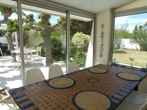 Dining - St Cyprien Zen and Bohemian, a swimming pool just for you (Saint-Cyprien)