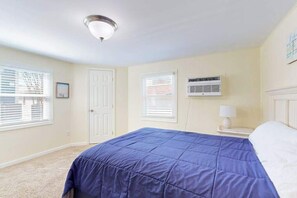3 bedrooms, iron/ironing board, WiFi, bed sheets - Belle Clair #1 (Ocean City)