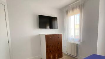 4 chambres, fer et planche Ă repasser, Wi-Fi, draps fournis