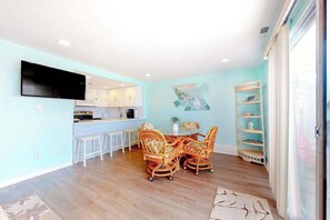 Dining - Updated, third-floor condo with balcony, W/D, central AC, & WiFi - near beach (Ocean City)