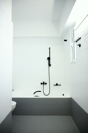 Hair dryer, towels - Villa Serena Kalithea Rhodes Sea View& Jacuzzi (Rodos)