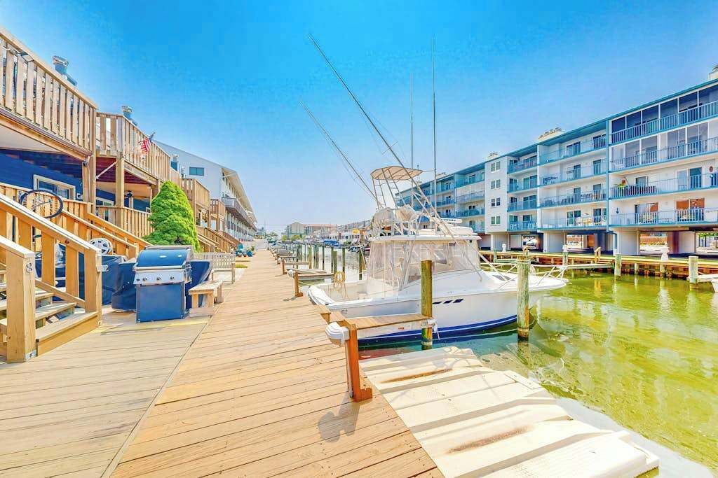 Marina