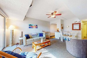 TV, DVD player, offices - Bluewater East 303 N (Ocean City)