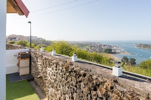 Property grounds - Vacation Home 'El Rincón De Denver 1' in Suances, Ideal for 4 Guests and Pet-Friendly (Suances)
