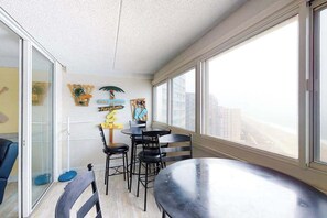 Dining - 19th floor oceanfront getaway w/ pool access, private washer/dryer, and WiFi (Ocean City)